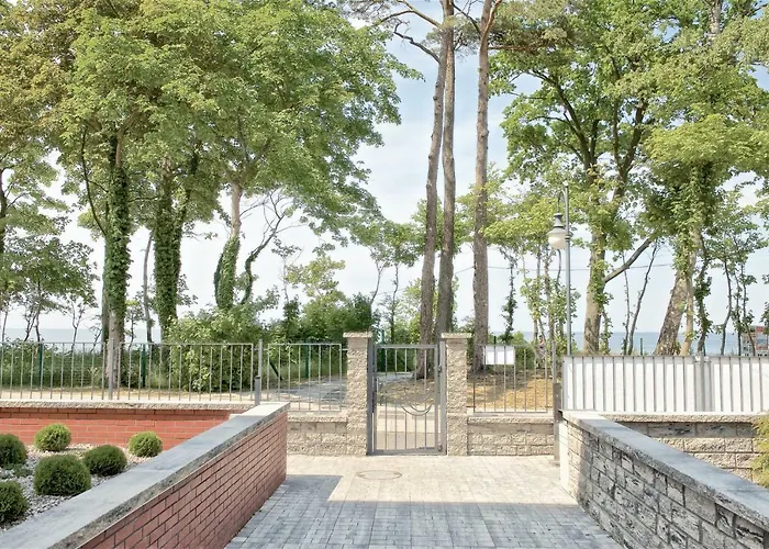 Sea Cliff Apartment Rewal